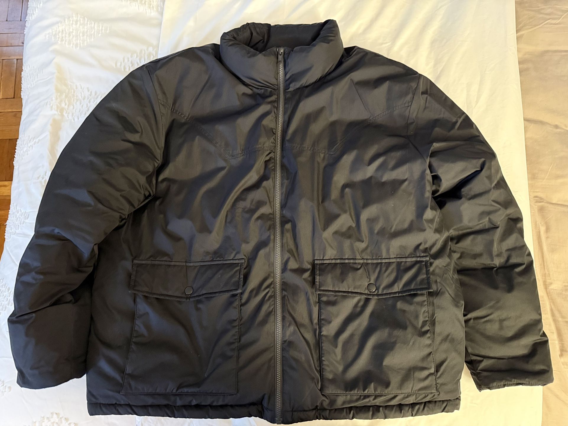 Gap Men Black Puffer Jacket XL Modern PrimaLoft Recycled Pocket Long Sleeve