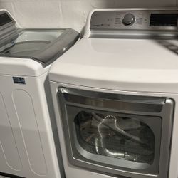 LG Washer And Dryer 