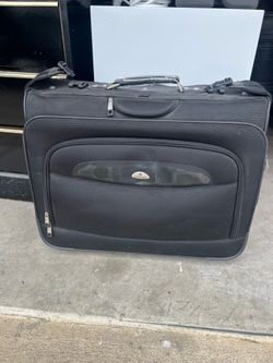 Garment travel bag