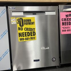 MAYTAG STAINLESS STEEL DISHWASHER 