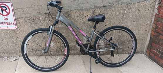 28" Womens Bike