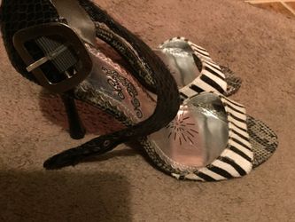 Super cute heels size 8.5