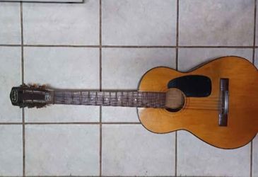 Guitar norma