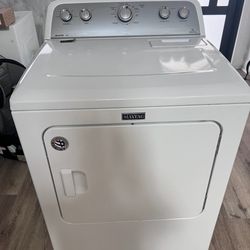 MAYTAG DRYER