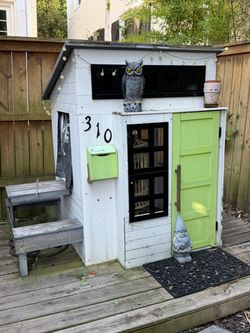 Mid century Style Kid Playhouse