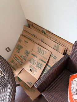 Uhaul moving boxes