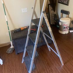 Ladder