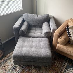 Lounge Chair with Ottoman