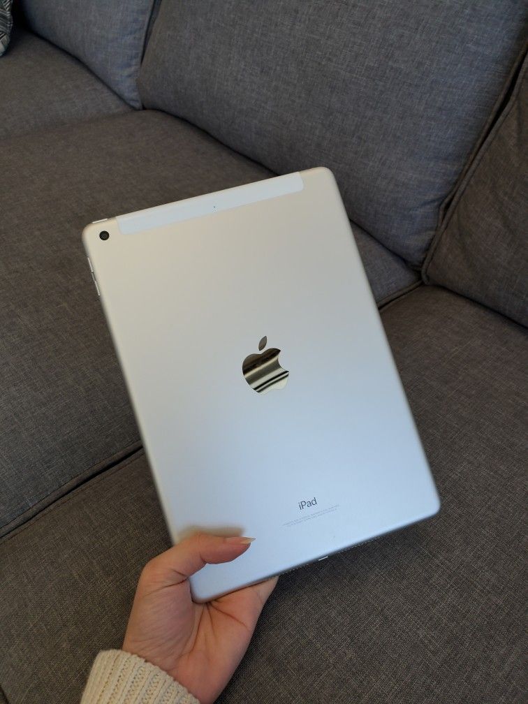 Apple IPad Pro 9.7" - $1 Today Only