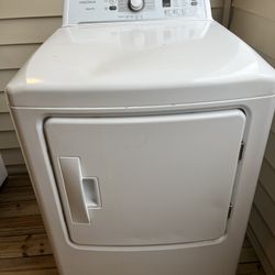 Washer And Dryer For Sale  Must Sell Fast 