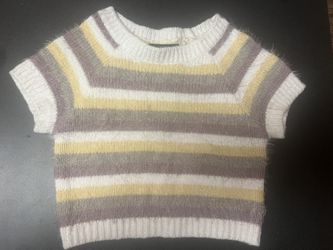 Ladies Medium Forever 21 Cropped Sweater 