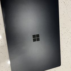 Microsoft Service Laptop 3