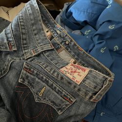 Assorted Women’s Clothing Bundle 