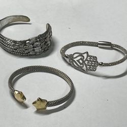 Bundle Of 3 Bracelets (stars, feathers & hamsa)
