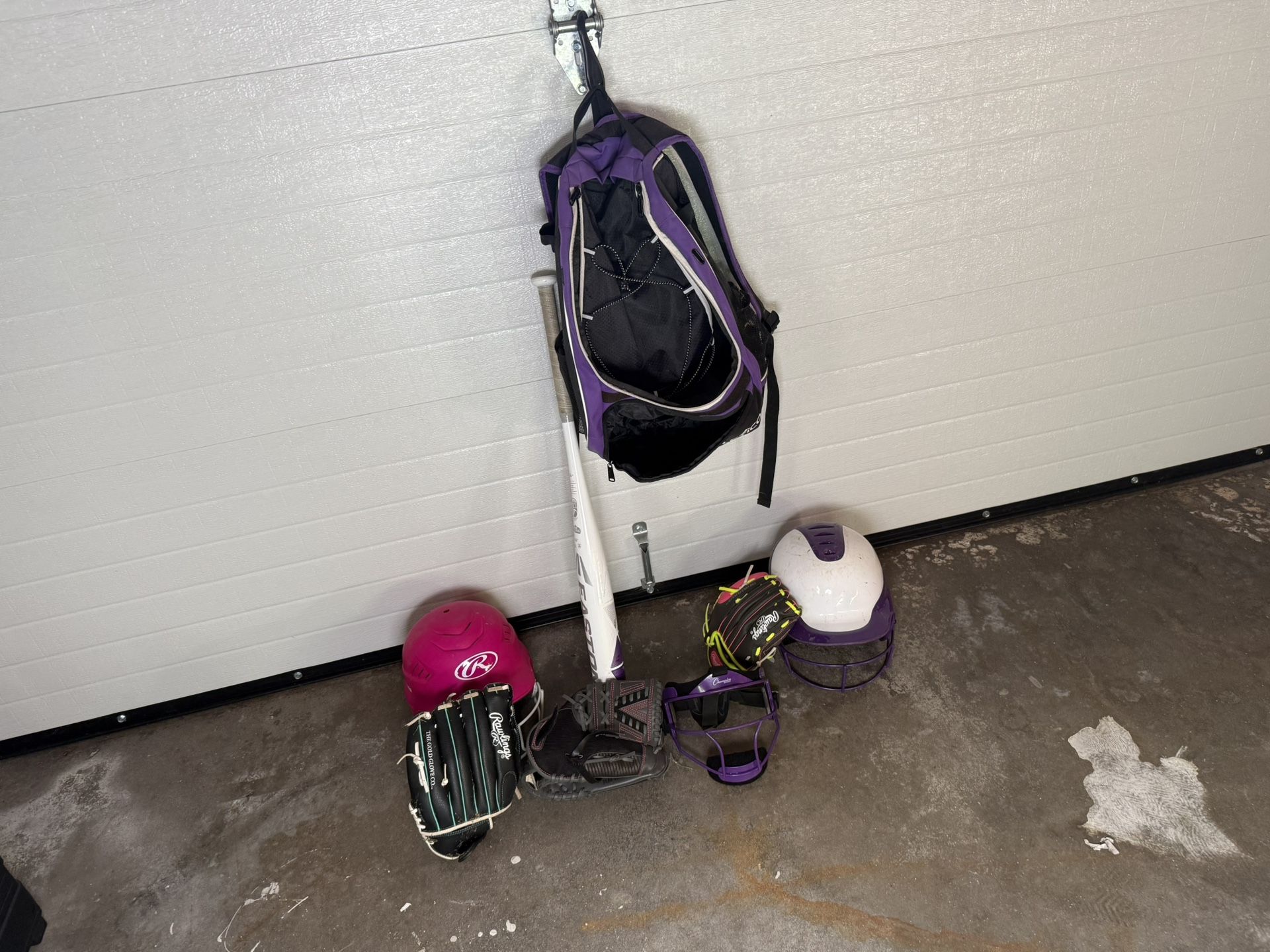 Soft Ball Equipment 