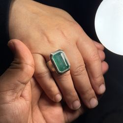 Pre owned Natural 13 Carat Emerald Ring | 925 Sterling Silver | Size 9 | Unisex