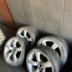 18in wheels 5x114.3 18x8/ 8.5