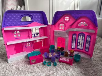 Foldable dollhouse play set