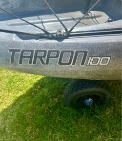 Tarpon 100 Sit-On-Top Kayak w/Whisper Paddle