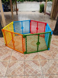Kids playpen