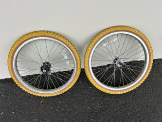 GT Dyno Bmx 20”.   RedLine Haro mongoose