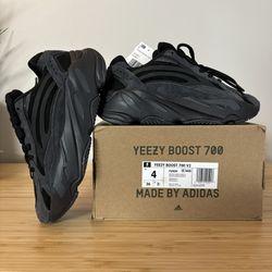 SALE SIZE 4