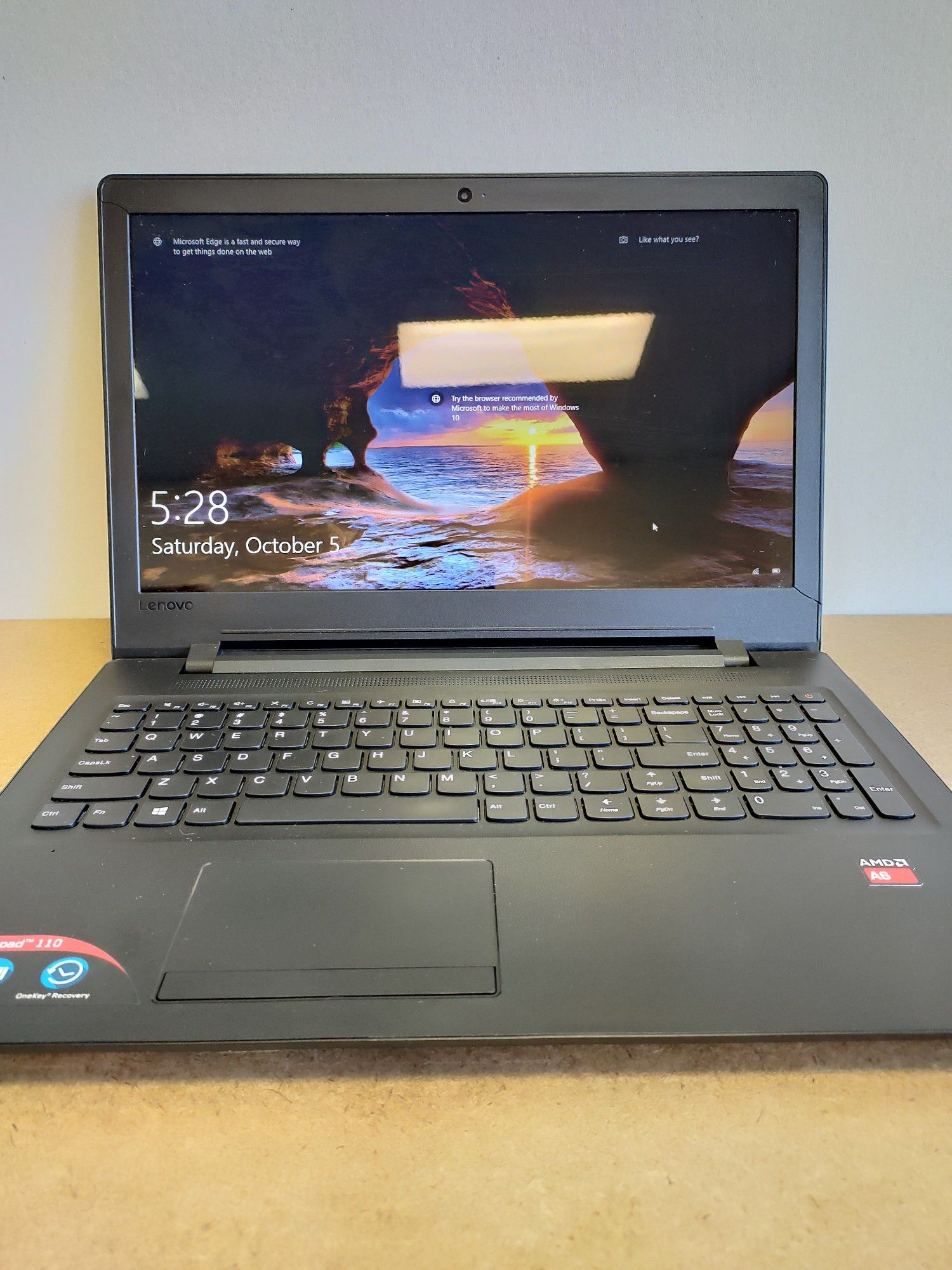 Lenovo laptop Windows 10 great condition!!!