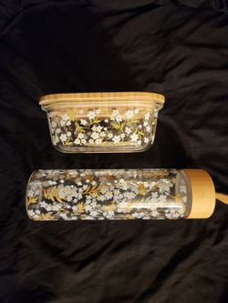 Smart Planet Lacey Borosilicate Glass Daisy Set - Container, Bottle, or Set