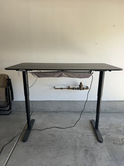 IKEA BEKANT Standing Desk – Electric Sit/Stand