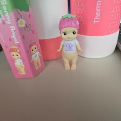 Sonny Angel seoul series welcome strawberry toy decor