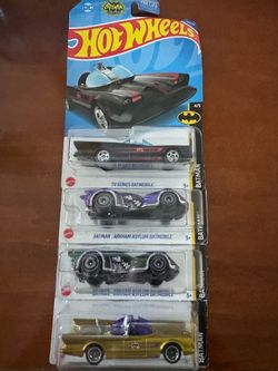 Hot Wheels Batman Batmobile 4-Pack