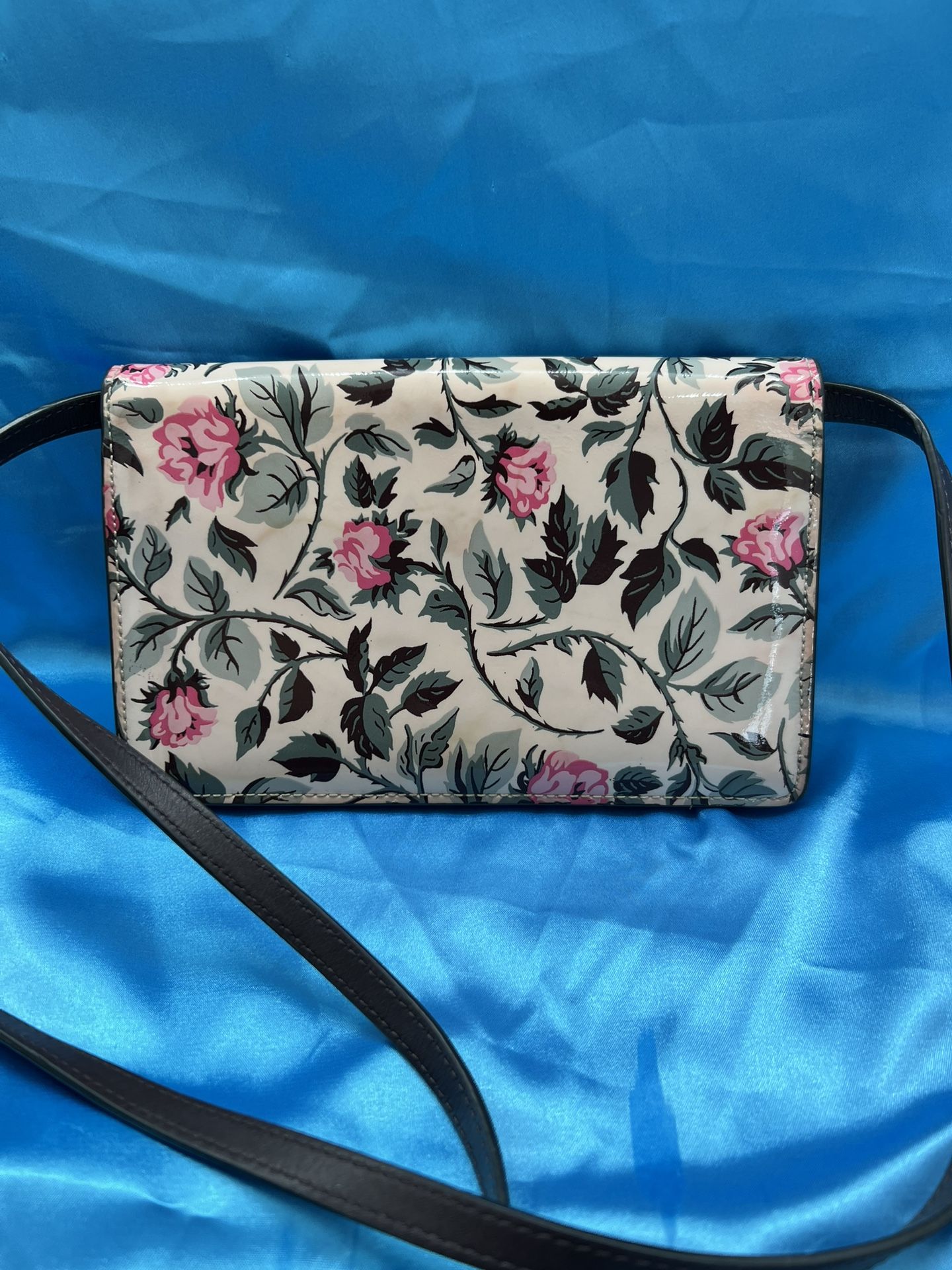 Stylish bag for women,size 8x5,$90