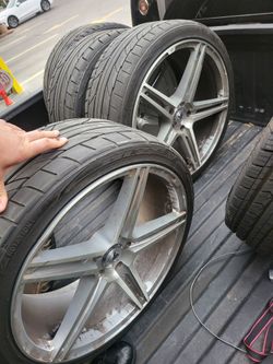 20" Asanti Wrapped In New Tires