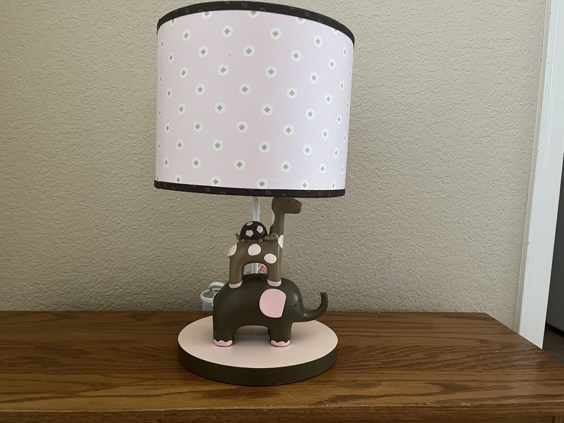 Adorable “Lambs & Ivy” Nursery Animal Themed Lamp