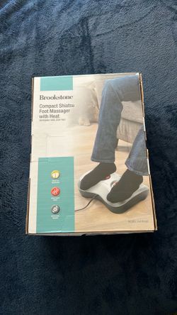 Heated foot massager