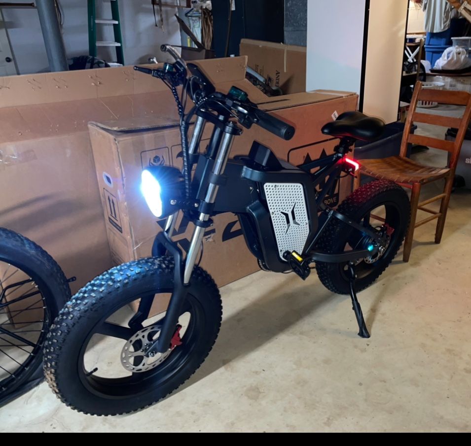 EKX20 2000W Electric Bike, 20" Fat Tire, 48V 35AH Removable Lithium Battery, Max Speed 34MPH, Shimano 7-Speed, Front Fork Suspension,Hydraul