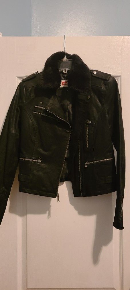 Levis Winter Jacket NewSize M