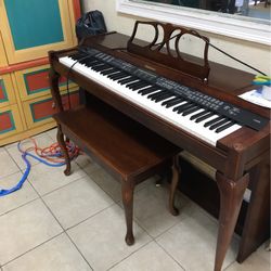 Baldwin Piano 