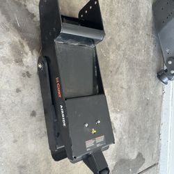 Curt Airride Hitch 