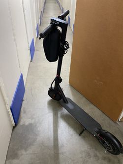 Electric Scooter - Black And Red Lined 