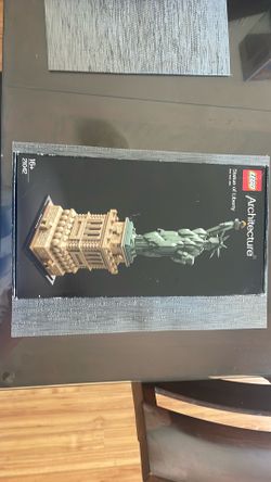 Statue of Liberty Lego set