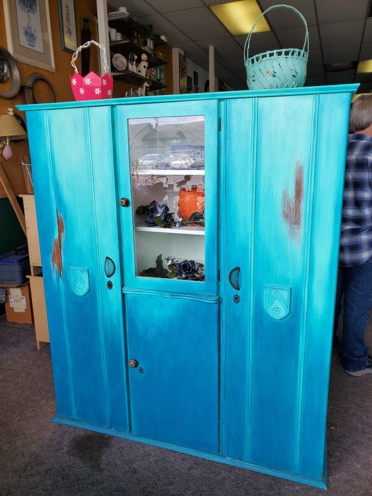 Nice Armoire 62 Tall Lots Of Storage 3 Clothes Hanger Bars