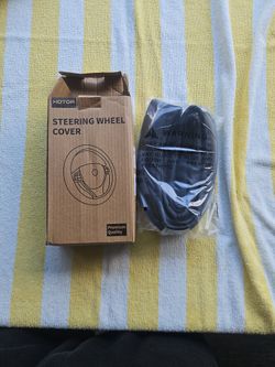 Car Steering Wheel Cover