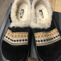 Alpine mule Shoes By Earth