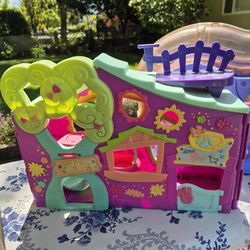 Doll House/ LPS/ Little Toys