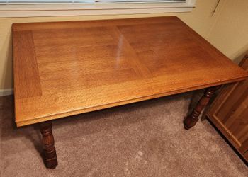 Dining room table set