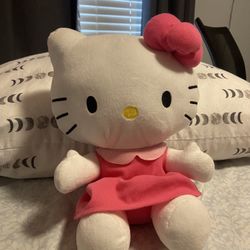 hello kitty plushie - 2021 collectible