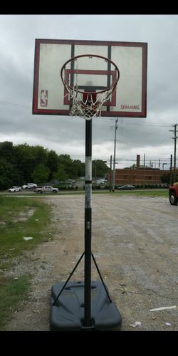 Basketball goal