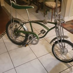 1971 Schwinn Pea Picker Stingray Bicycle