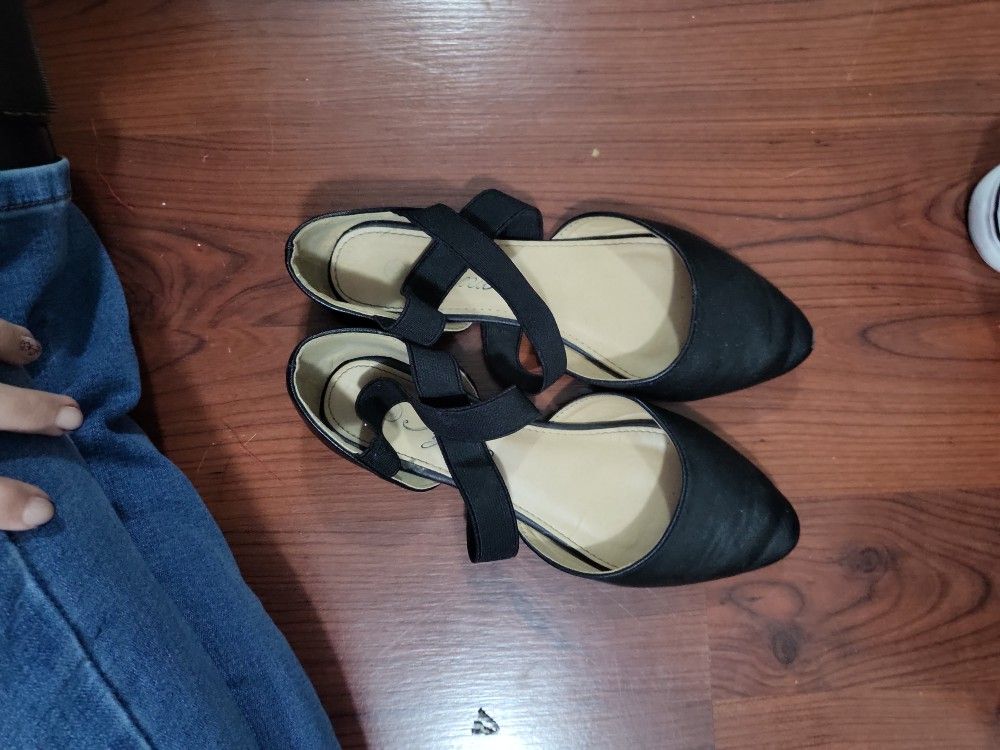 Black Flats Size 6